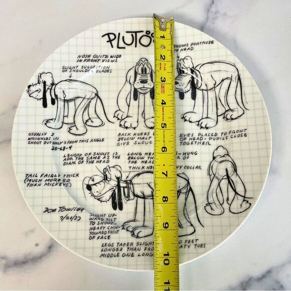 Disney Sketch Book Pluto Plates 10.5"& 8" - Picture 6 of 11